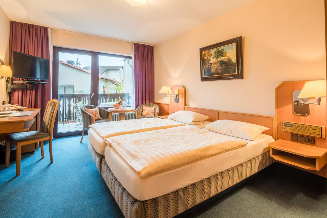 Hotel-Barbarossa-Garni Bei Hanau Rodenbach  Luaran gambar